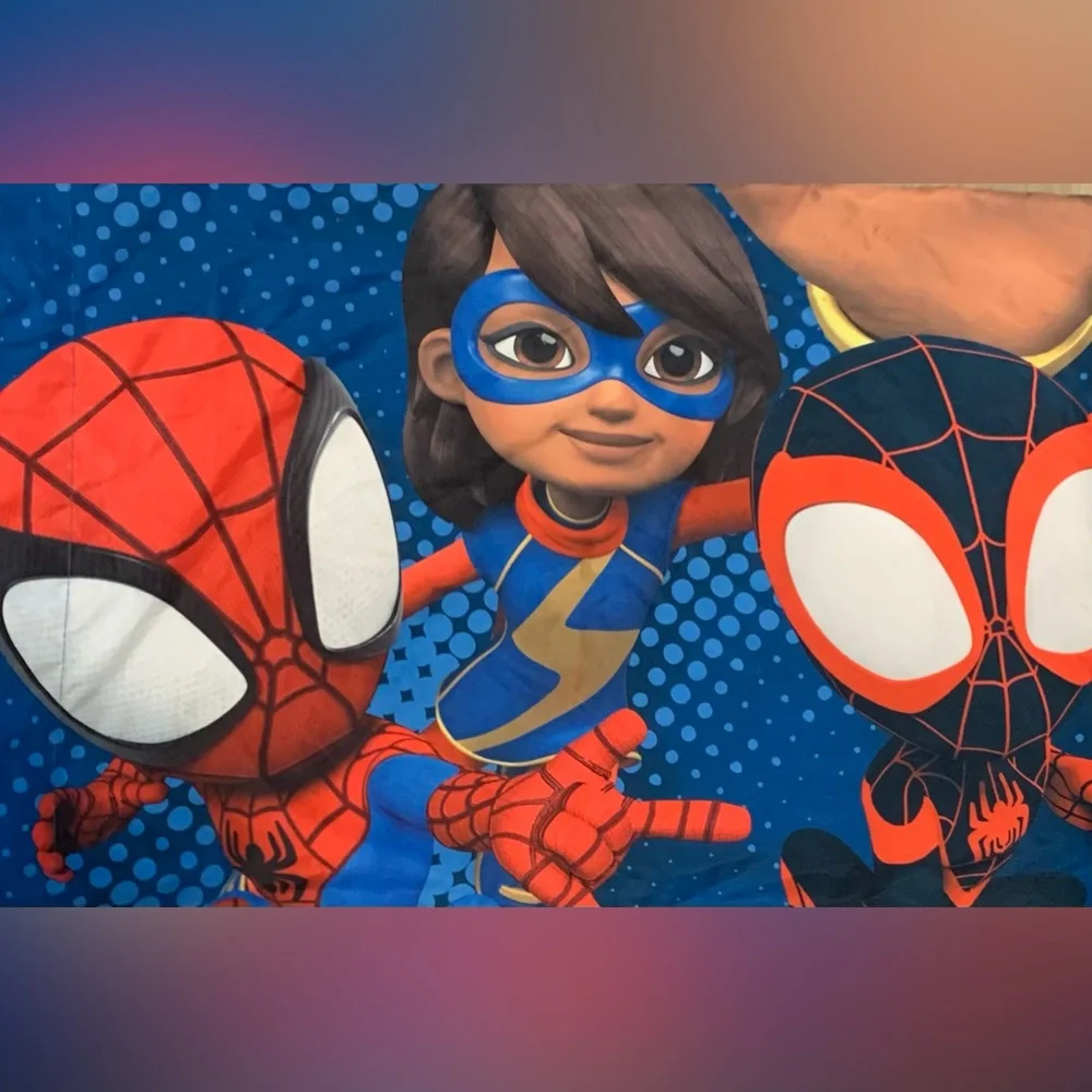 Marvel Spidey Amazing Friends Logo Pillowcase.- Orange on White